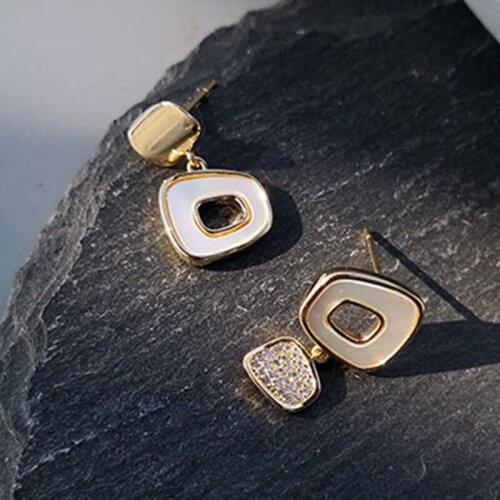 XIYANIKE Irregular Geometry Stud Earrings Trendy Alloy French Retro Gold Earrings 2020 Cold Square Temperament Jewelry For Women
