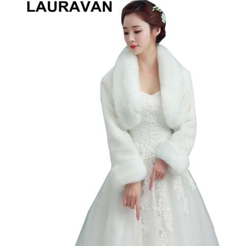 2020 Warm Faux Fur Long Sleeve Ivory Princess Bridesmaid Birthday Party Bolero Wedding Wrap Shawl Bridal Jackets Accessories