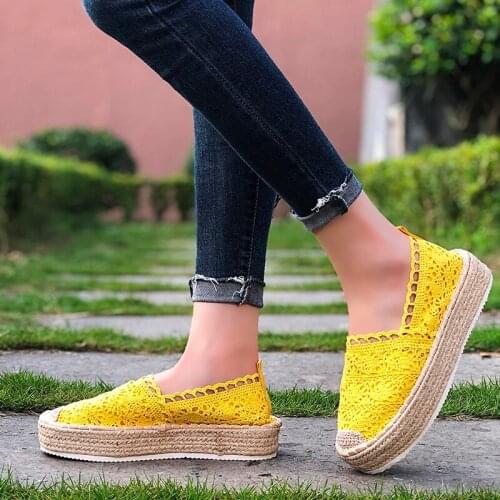 Women Shoes 2021 Fashion Summer Casual Shoes Cutouts Lace Canvas Hollow Breathable Platform Flat Shoes Woman Sneakers