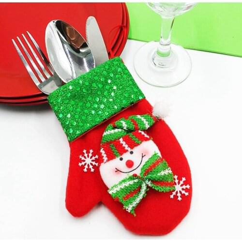 2pcs Cartoon Glove Shape Santa Claus Snowman Elk Bear Christmas Knife Fork Bag Covers Home New Year Party Dinner Table Decor