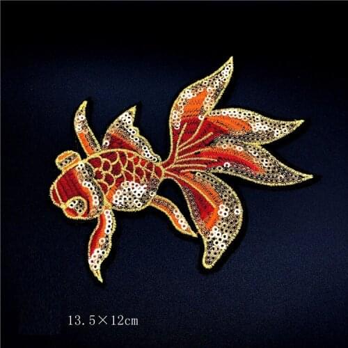 1pc goldfish embroidered Patches for Clothing iron on Embroidery Stickers Clothing Applique flowers Decoration Badge parche