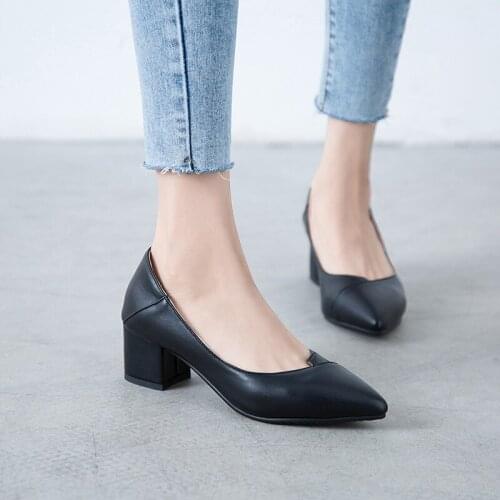 YQBTDL Summer 2020 Pointed Toe Black Heels Women Shallow Elegant Lady Office Dress Shoes Plus Size Beige High Heel Ladies Pumps