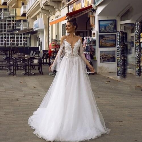 Newest Sweetheart Wedding Dress Lace Appliques Bridal Gowns Open Back V-neck Dresses