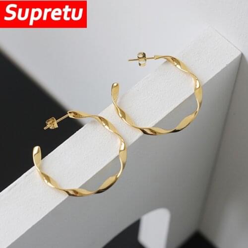 Creative Twisted Stud Earrings for Women Geometric Plating 18K Gold Personality Round Couple Anniversary Ear Piercing Jewelry