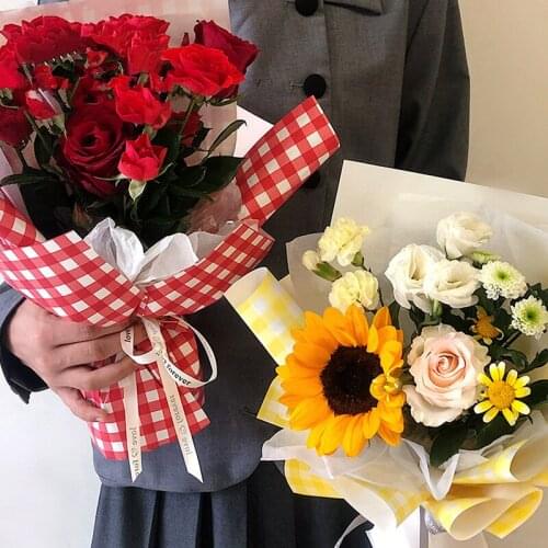 20pcs/lot Plaid Gift Bouquet Flowers Wrapping Paper Material Waterproof Handmade DIY Flower Arrangement Supplies