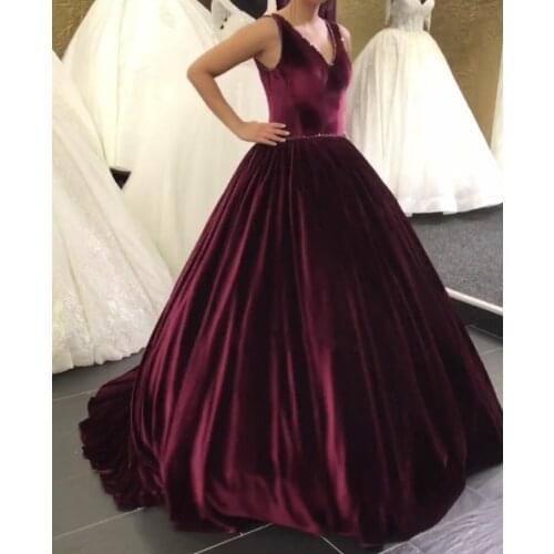 Burgundy V-Neck Sleeveless Floor Length Bsll Gown Velvet Pleated Evening Dresses With Crystal Beaded Velour Party Gown