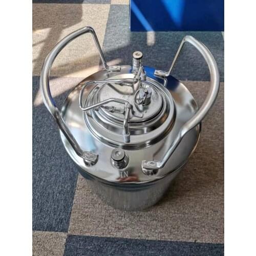 2.5 gallon stainless steel cornelious kegs