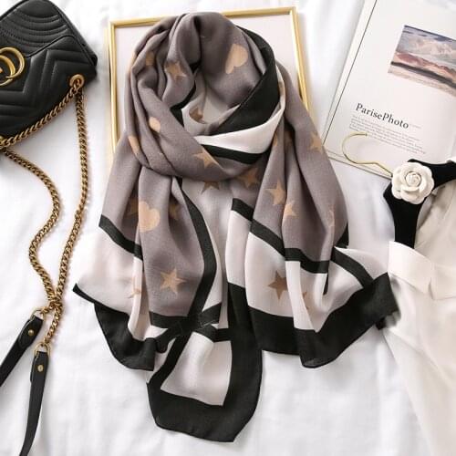 2021 Spring New Cotton Pashmina Shawl Lady Wrap Warm Winter Scarves Design Print Female Foulard Beach Stoles Scarf