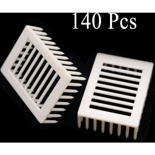 140PCS Wholesale Beekeeping Queen Needle Type Imprison Bee Tool Cage Plastic Catcher Supplies Isolation Apiculture Equipment