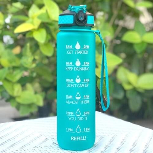 Outdoor Sports Material Environmental Protection Non-Toxic 1L Water Bottle Bounce Cover With Time Scale Reminder To Drink