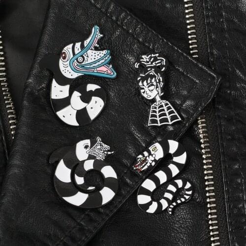Black and white snake Enamel Pin Lydia Deetz SandWorm Brooches Badges Cloth Backpack Bags Hats Leather jeckets Accessories