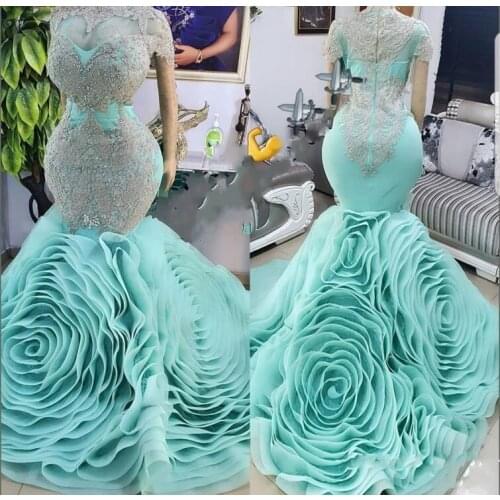 Mermaid Prom Dresses Sexy Sheer Neckline Lace Appliques Ruched Ruffles vestidos Zipper Evening Dress robe de soiree