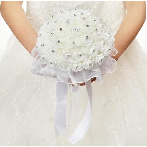 Exquisite Bouquet Flower Soft Ribbon Faux Silk Flower Stylish Bright-colored Holding Flower for Engagement