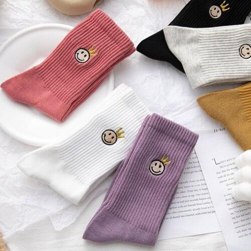 2021New Cute Big Smiley Face Women Socks Cotton Solid Color Japanese Harajuku Worsted Cotton Crew Fashion Funny Lovely Woman Sox