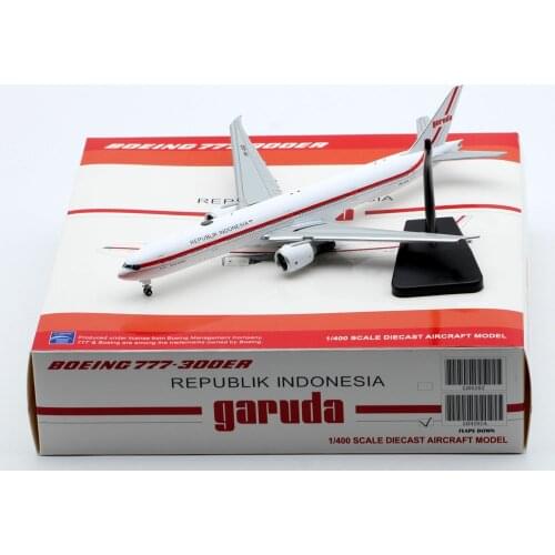1:400 Alloy Collectible Plane JC Wings LH4202A Garuda Indonesia Airlines B777-300ER Diecast Aircraft Jet Model PK-GIG Flaps Down