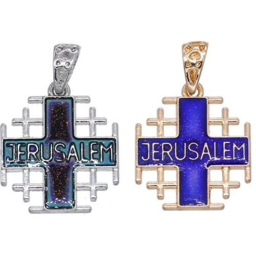 Wholesale Simple Fashion Cross Necklace Ladies Men Luxury Change Color Pendant Necklace Christian Decoration Gifts According to