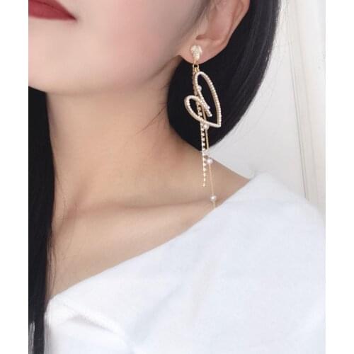 Fresh Heart Pendants Earrings Women Funny Office career Rhinestone Korean fashion Model Jewelry earrings
