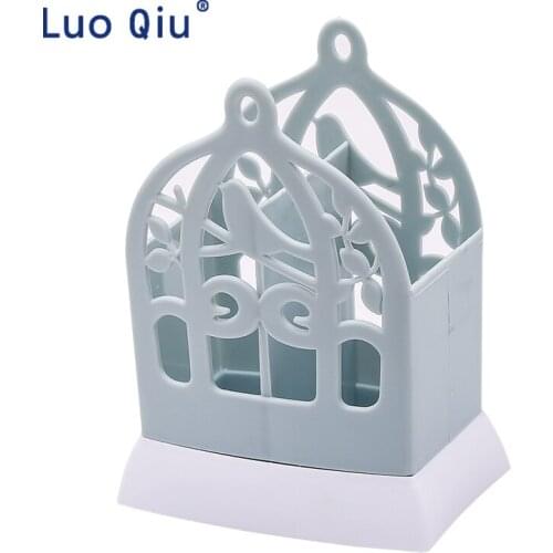 Kitchen cutlery storage box table can be suspended to prevent water storage basket