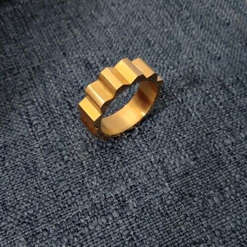2020 new fashion chain ring exaggerated geometry Gold Black Male ring domineering gear chain ring jewelry for Men