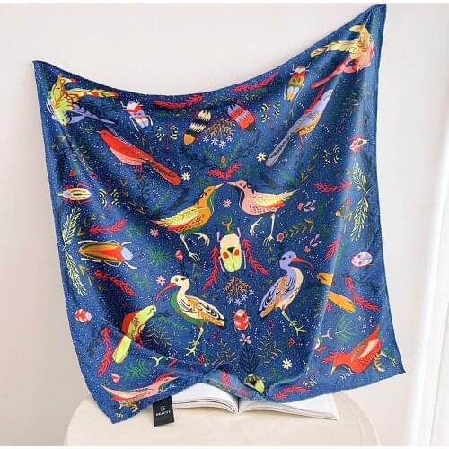 90cm Manual Hand Rolled Twill Silk Scarf Women Bugs And Bird Print Square Scarves Wrap Echarpe Foulards Femme Bandana Lady Hijab