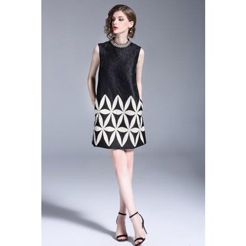 2021 New Arrival Women Sleeveless Round Neck High Waist Dress Jacquard Embroidery Flowers Summer Runway Dresses Vestidos