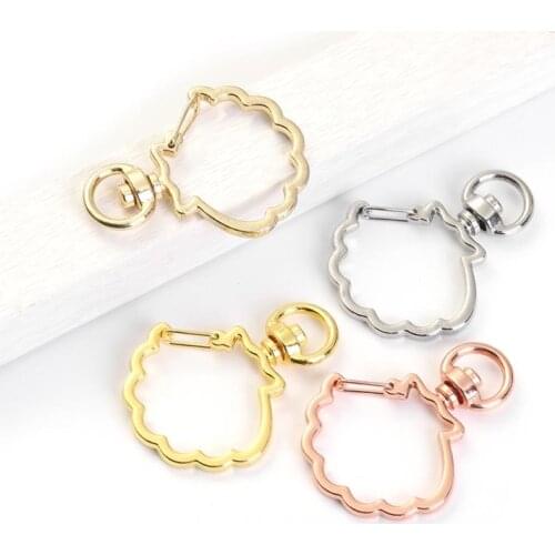 10pcs Metal Shell buckle acrylic pendant dog buckle spot plum fan parachute shell keychain