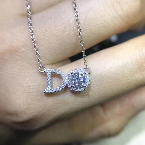 Personality design, moissanite necklace. 0.5carat of diamond. It can be tested by instruments. D-colour VVS 925 Silver