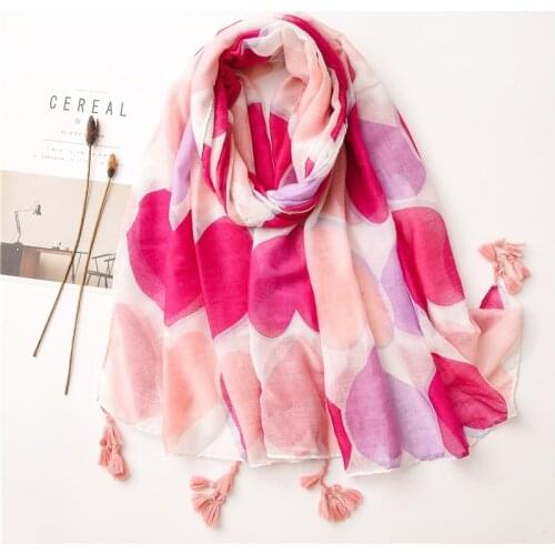 2021 Newest Women Heart Printed Scarf Tassel Scarf Cotton Scarf Shawls Wraps Hijabs