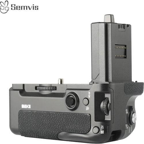 Meike Camera Battery Grip MK-A7RIV PRO Camera Handle for Sony A7R4A9II Mirrorless Camera Wireless Remote Vertical Shooting