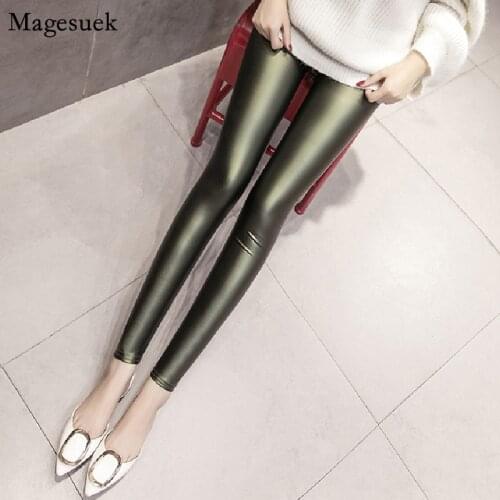 New Velvet Leather Pants Women High Waist Winter Pants Women Thermal Leggings Casual Skinny Windproof Faux Leather Trousers 2102