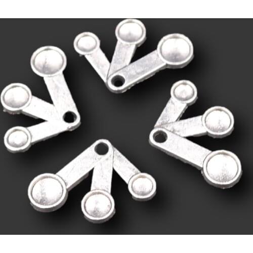 40pcs Silver Plated Tableware Spoon Pendants DIY Charms Hip Hop Earrings Bracelet Jewelry Crafts Metal Accessories P678