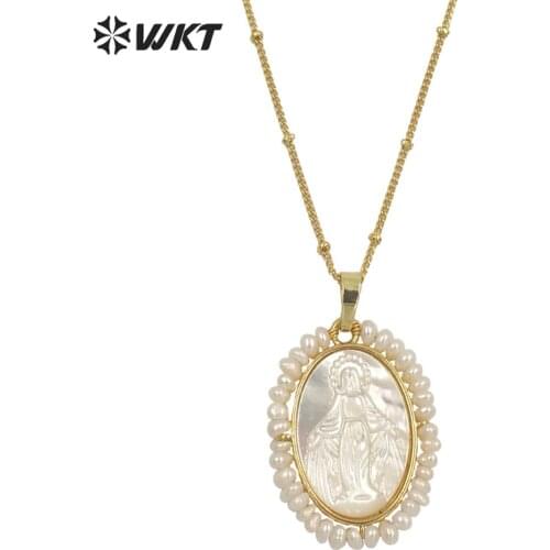 WT-JN156 Newest Charming tiny Pear handmade wire wrapped gold bezel Virgin Mary Shell necklace Religious white shell necklace