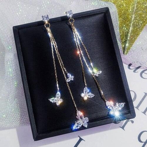 Korea Retro Exquisite Crystal Butterfly Imitation Alloy Long Pendant Earrings for Womens Girl Gift Tassel Earrings Simple