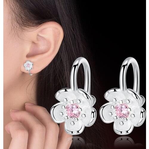 Korea Style Crystal Sweet Cherry Blossom Flower Holeless Clip on Earrings Without Piercing For Girls Party No Hole Ear Clip
