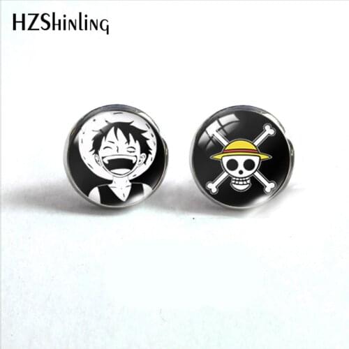 2019 New Anime One Piece Luffy Round Earring Japan Popular Anime Earrings Hand Craft Jewelry Glass Cabochon HZ4