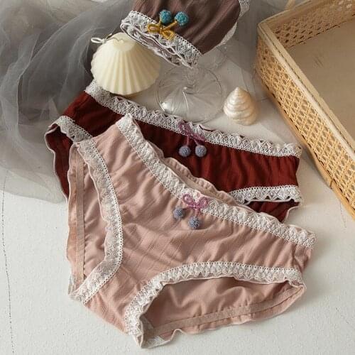 New Sweet Princess Style Girly Underwear Cute Sexy Small Cotton Ball Elastic Mesh Breathable Briefs Ladies Seamless Lingerie