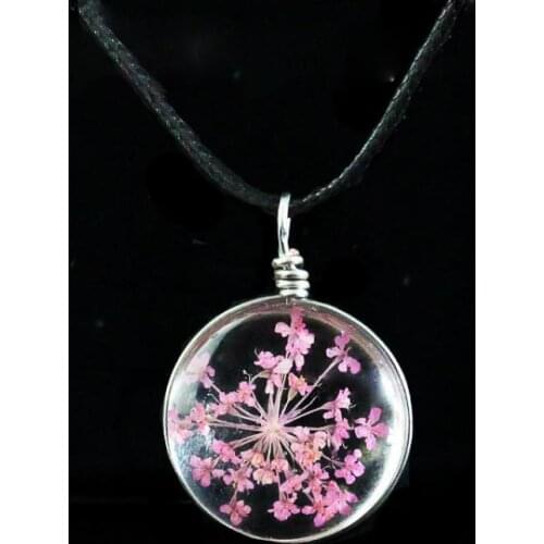 2019 Handmade Clear Transparent Dried Flower Babysbreath Necklace Wax Rope Glass Round Pendant Necklace for Women Party Jewelry