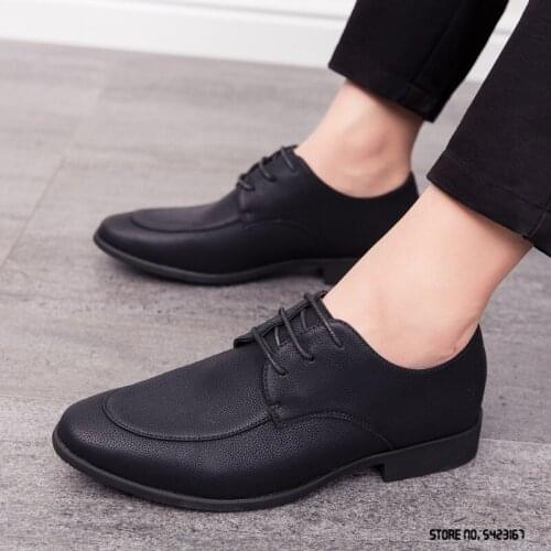 Luxury British Fashion Black Lace Up Patent Leather Flats Shoes For Men New Casual Formal Dress Wedding Sapatos Tenis Masculino