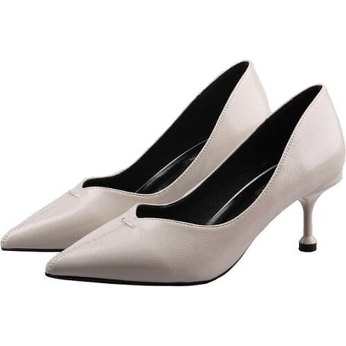 Net Red High Heel Female Spring 2019 New Pointed Shallow Mouth Stiletto Shoes Black Fashion Wild Spring And Autumn Work Shoes