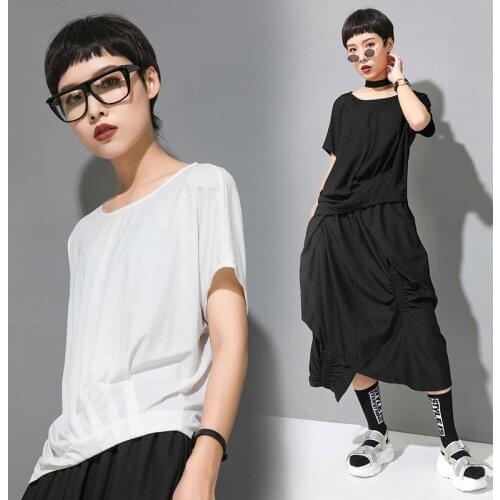 Ladies summer new personality folding bat sleeve irregular fashion trend large short sleeve T-shirt