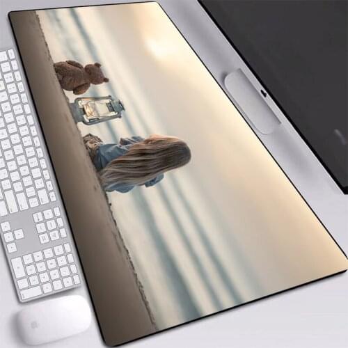 Large Mouse Pad Beach Girl and Toys Photo Pads Nature Rubber with Precision Hemming Mats for Laptop Computer Desk Pad