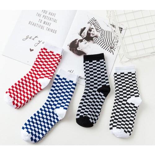 Fashion Harajuku style unisex street fashion cotton socks hip hop skateboard men socks fun plaid checkerboard pattern socks meia