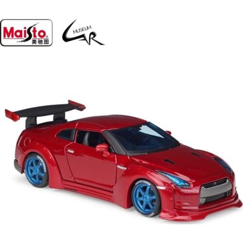 Maisto 1:24 Model Car Simulation Alloy Racing Metal Toy Car Children Toy Gift Collection 2009 Nissan GT-R