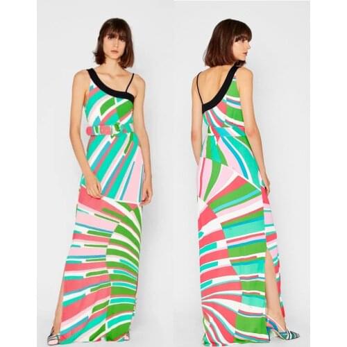 Sexy stretch knitted slim slant shoulde dress of new womens fashion show