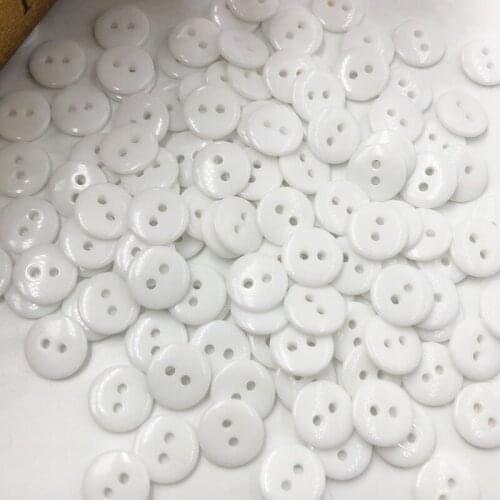 50 pcs White New 13mm 2 holes Plastic Button/Sewing lots Mix PT268
