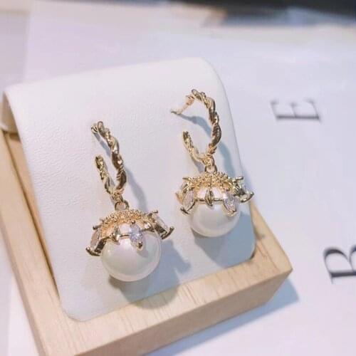 Pearl Pendant Earrings Colored Zircon Earrings For Women Round Fashion 2020 Ladies Geometric Lop-eared Modern Womens Jewelry