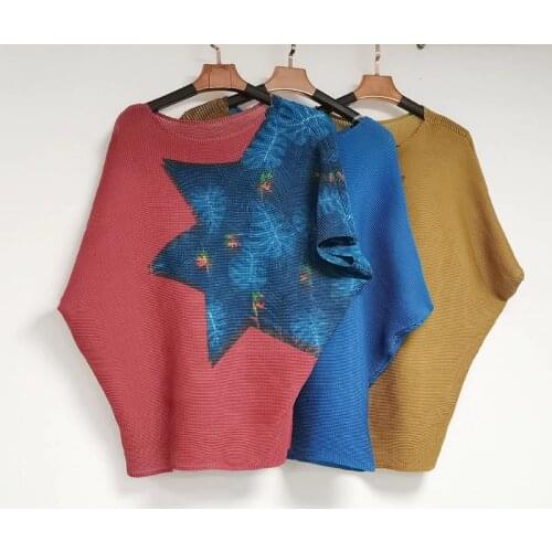 Plus Size T-Shirt For Women 45-75kg 2020 Autumn Round Neck Batwing Sleeves Printed Elastic Loose Miyake Pleated Casual Tee Tops