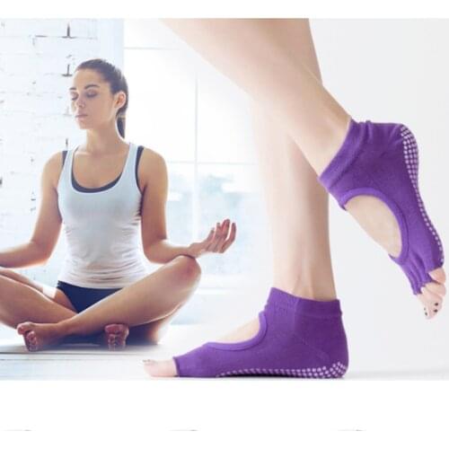 New Women Non Slip Yoga Socks Two Toe Sport Cotton Pilates Sock Ventilation Quick-Dry Breathable Profession Dance Sock Slippers