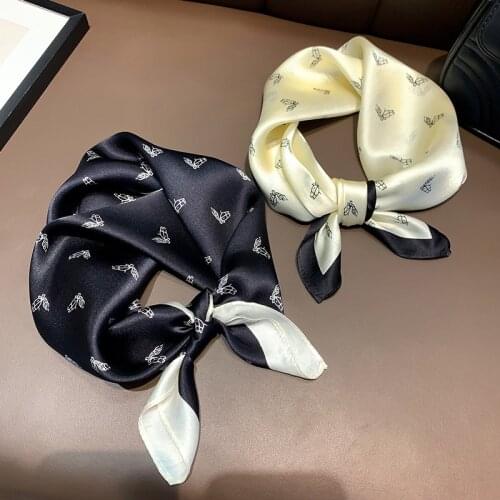 Pure Natural Mulberry Silk Scarf Women Bee Animal Square Scarf 21" x 21" Breathable Lightweight Neckerchief Printed Headscarf