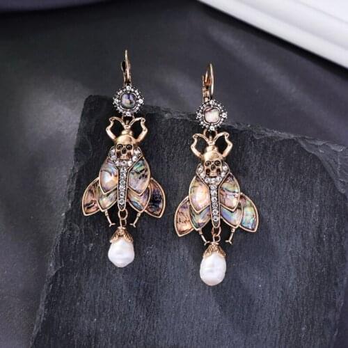 High-end Insects Indian Jewelry Vintage Gold Color Drop Earrings Pearls Pendant Fashion Week Skeleton